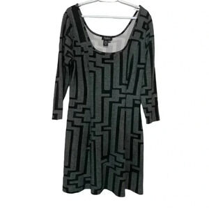 Papillion  Medium Weight Dress w Stretch , Wrinkle Free, Packable ,Low Neckline